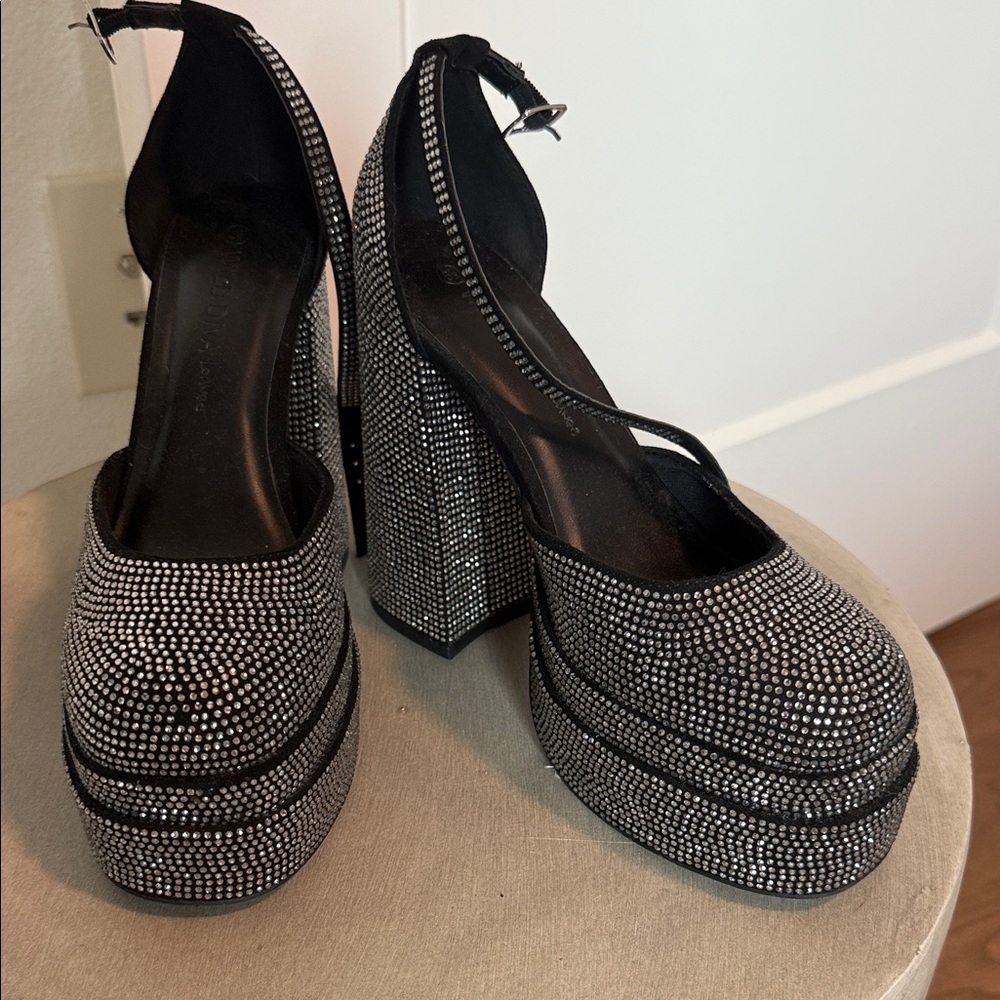 Forever 21 Black and Silver Platform Heels